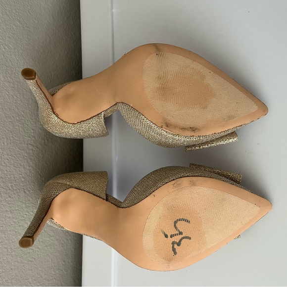 Betsy Johnson Gold High Heels Shoes - Picture 8 of 9